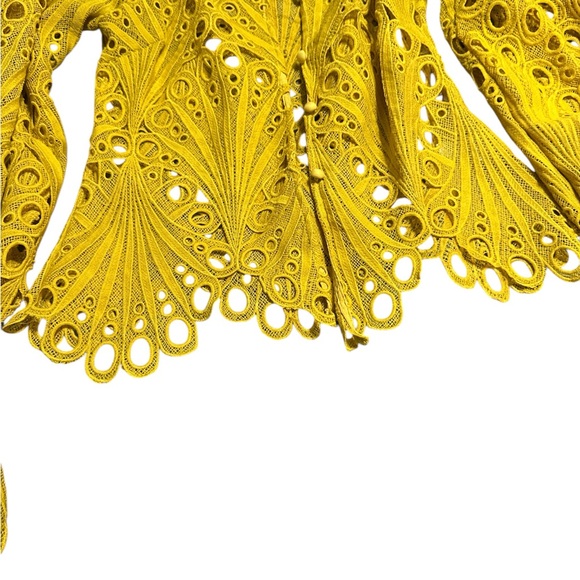 Elegant Yellow Lace Blouse - Picture 7 of 8